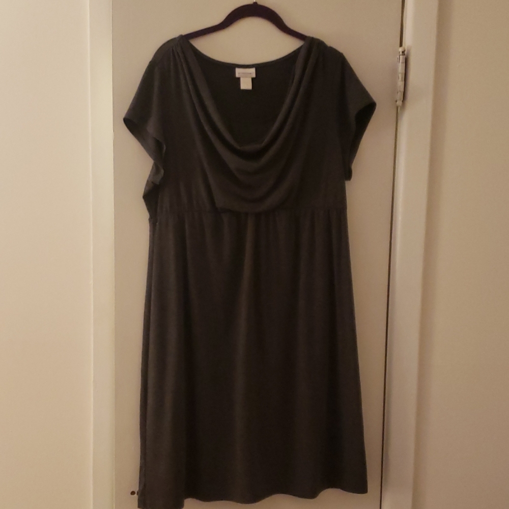 Motherhood Maternity nursing dress size XL